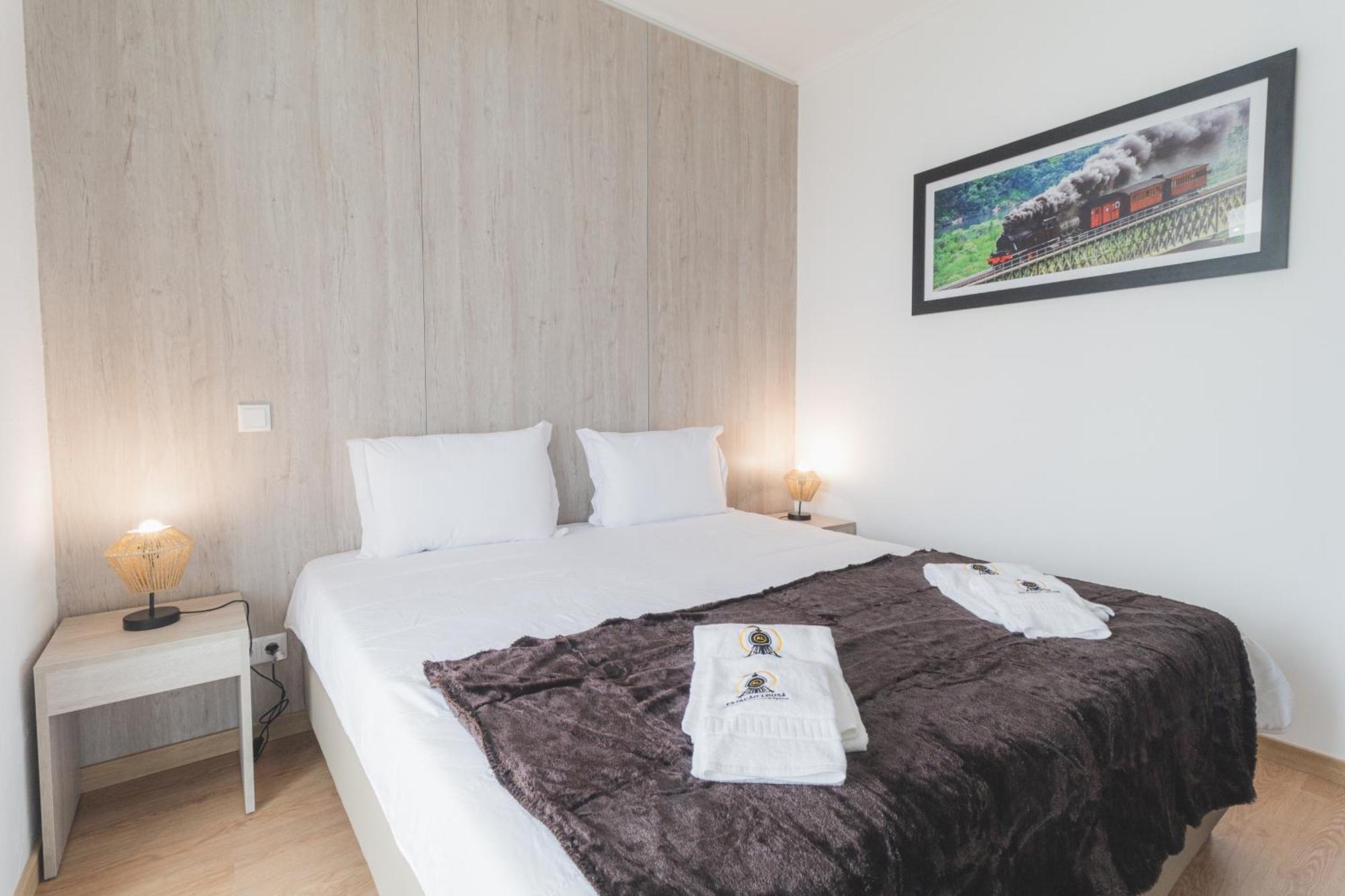 Lousa Estacao Al Ngoại thất bức ảnh